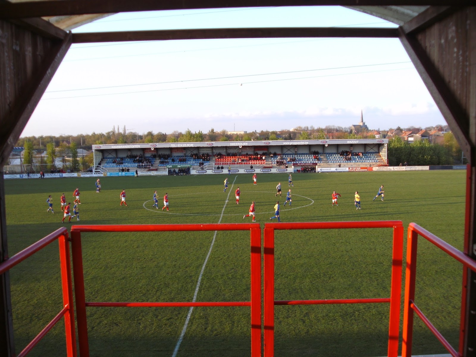 Extreme Football Tourism BELGIUM KFC Herentals (1999) / VC Herentals