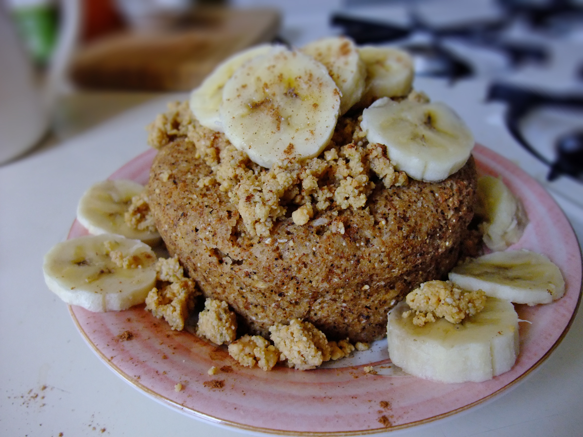 Food Fight! microwave quinoa flour coffee cake