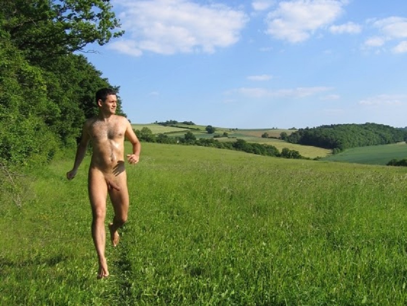 Outdoor naked sex guys
