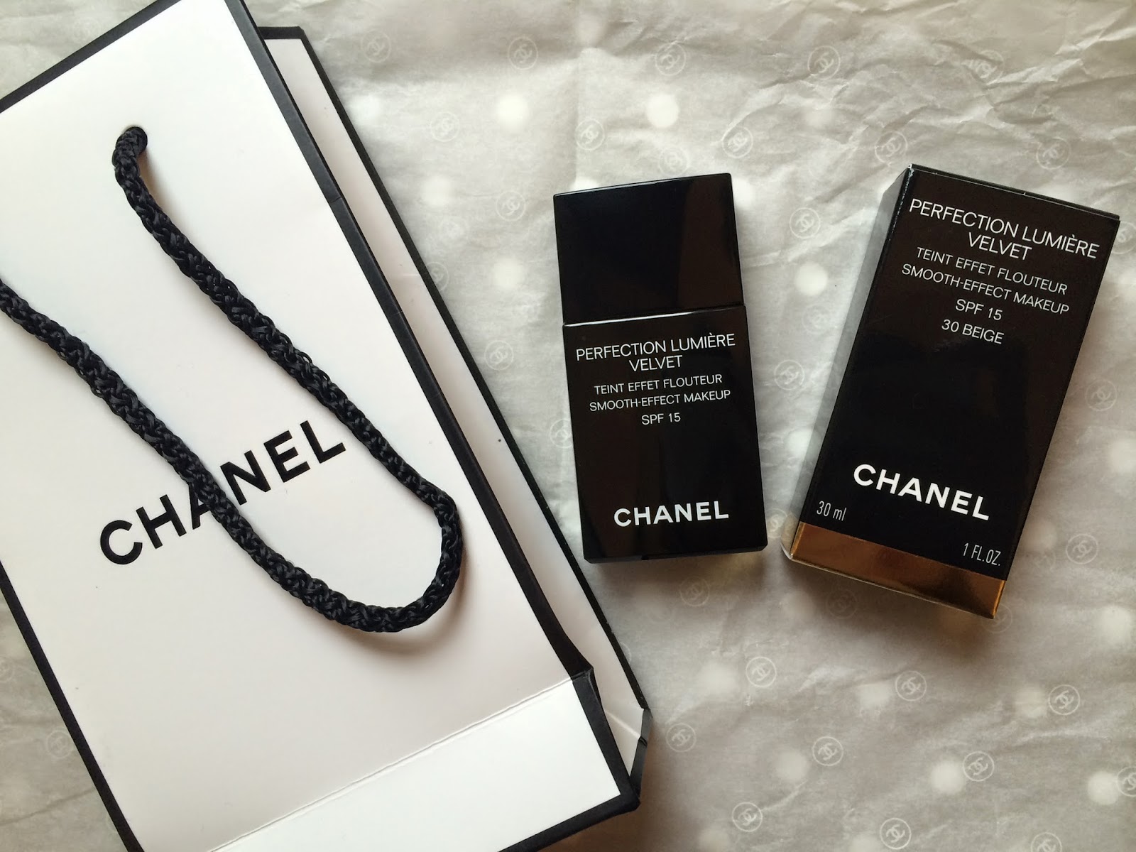 TootsBeauty : Review // Chanel Perfection Lumiere Velvet