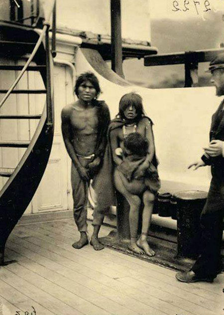 Human zoos existed: 16 Depressing Photos That Will Destroy Your Faith In Humanity - These Selk’Nam natives were exhibited in human zoos while being taken to Europe.