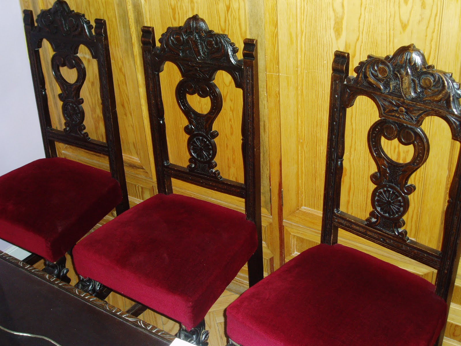 Restauracion Muebles COMPRA VENTA DE MUEBLES ANTIGUOS, RESTAURADOS Y