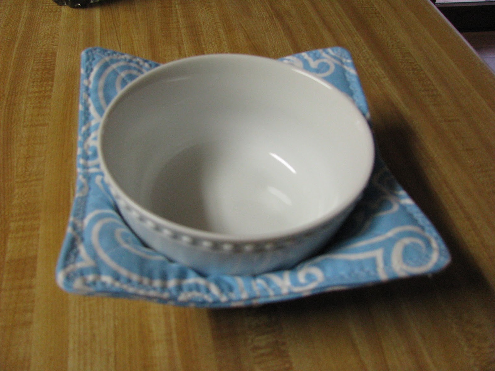 The Craft Lifters Hot Pad for Bowls