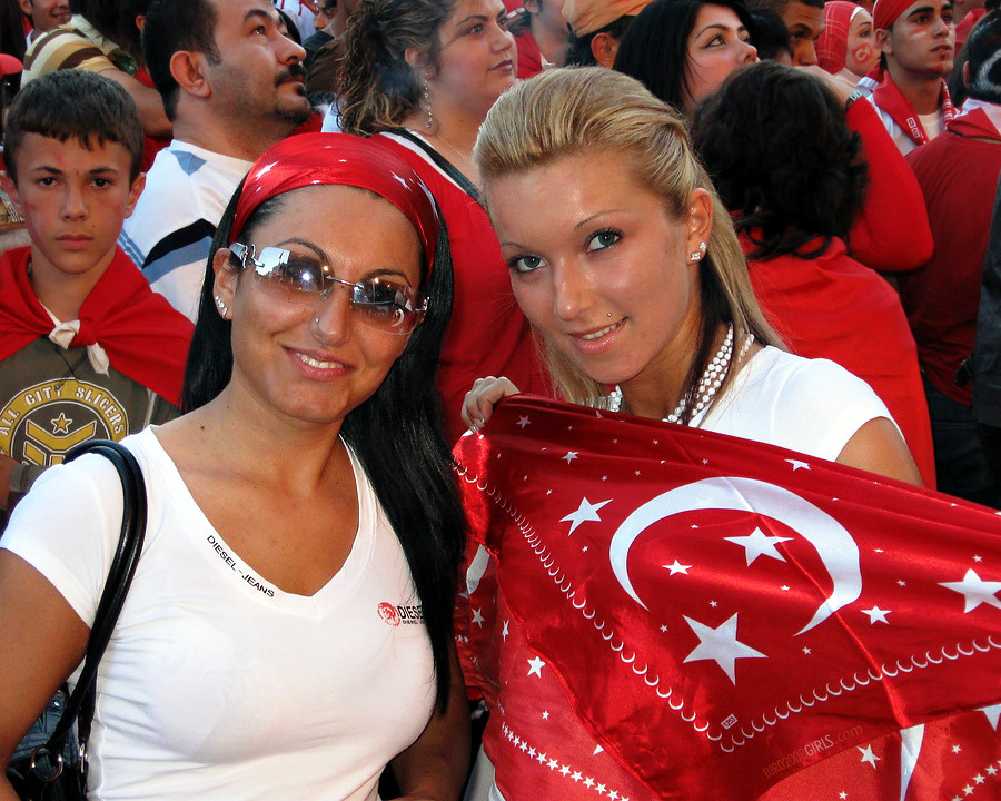 Turkish man russian girl