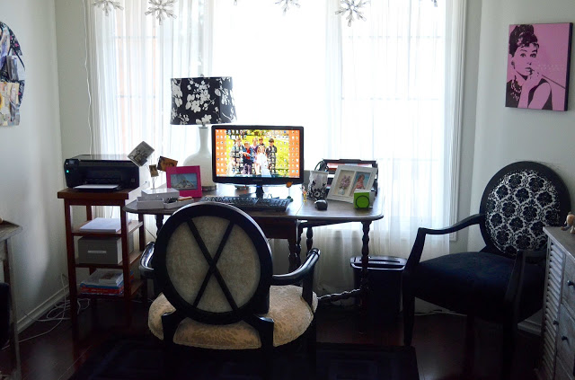 desk+side A Colorful Home Tour: Woman in Real Life {Color My Home Summer Blog Series} 33