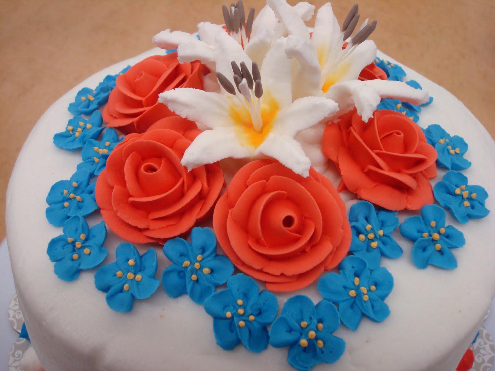 minne{BAKER} Wilton Flowers & Cake Design Week 4