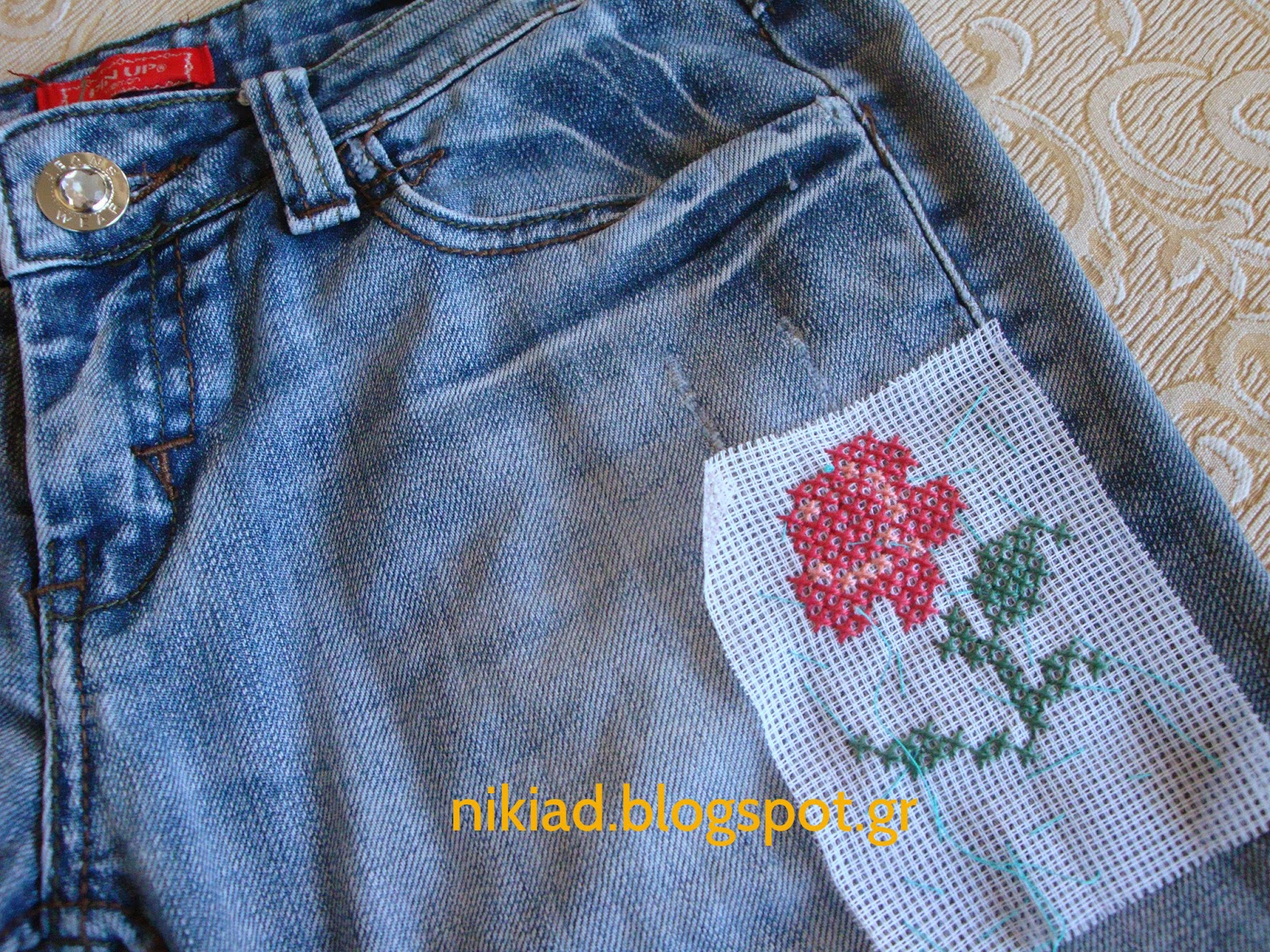 Χειροτεχνήματα Κεντήστε το τζιν σας σταυροβελονιά !!!!! / Cross stitch