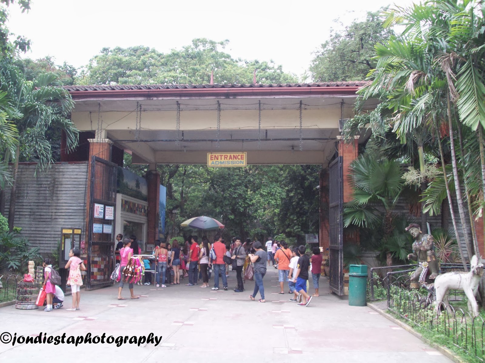 Manila zoo essay 03 image