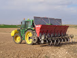 ERME pneumatic garlic planter