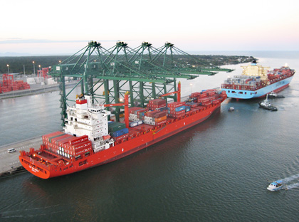 PONTO A PORTO: Produtividade portuária: Porto Itapoá (SC) bate
