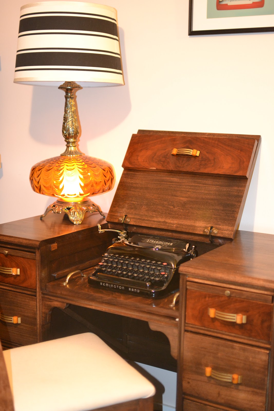 Recycle Restoration Typewriter Desk