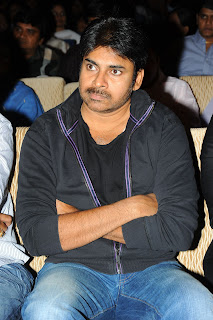 Pawan Kalyan at Julayi Audio Function [Cinema Pukarlu]