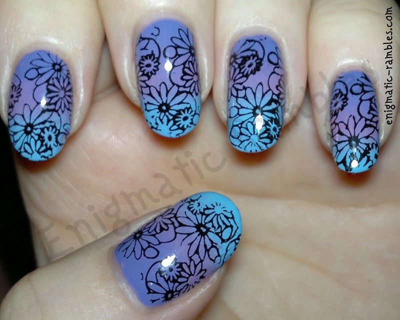 Floral Gradient Nails floral-gradient-nails-nail-art-mua-frozen-yoghurt-elf-gum-pink-maybelline-cool-blue-cheeky-ch44