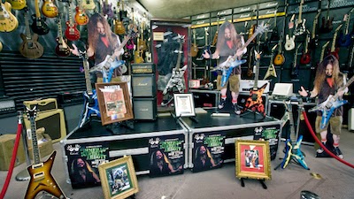 Guitar Center image