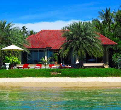 Phuket villa beach front