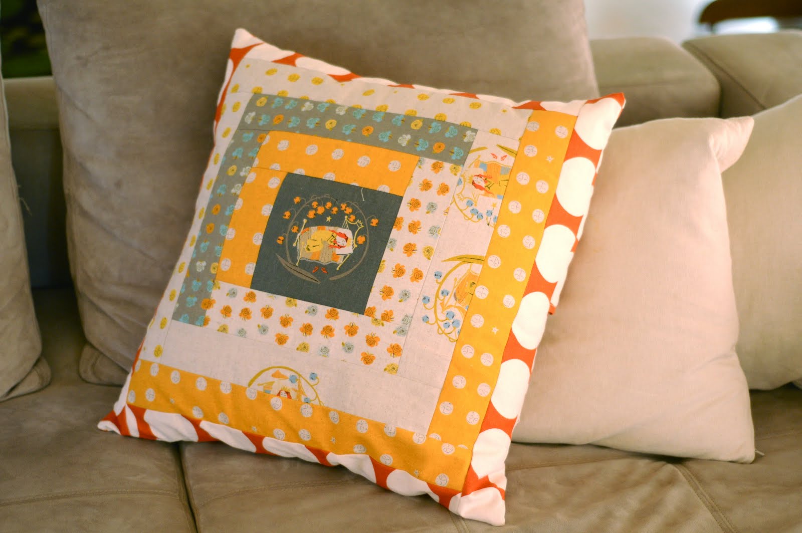 Artsy Aut Pillow Party!