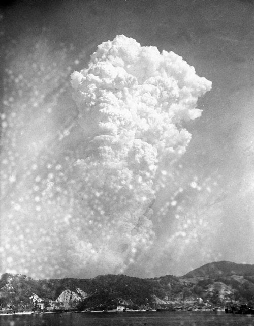 Bombas nucleares de Hiroshima e Nagasaki Bombas nucleares de Hiroshima e Nagasaki