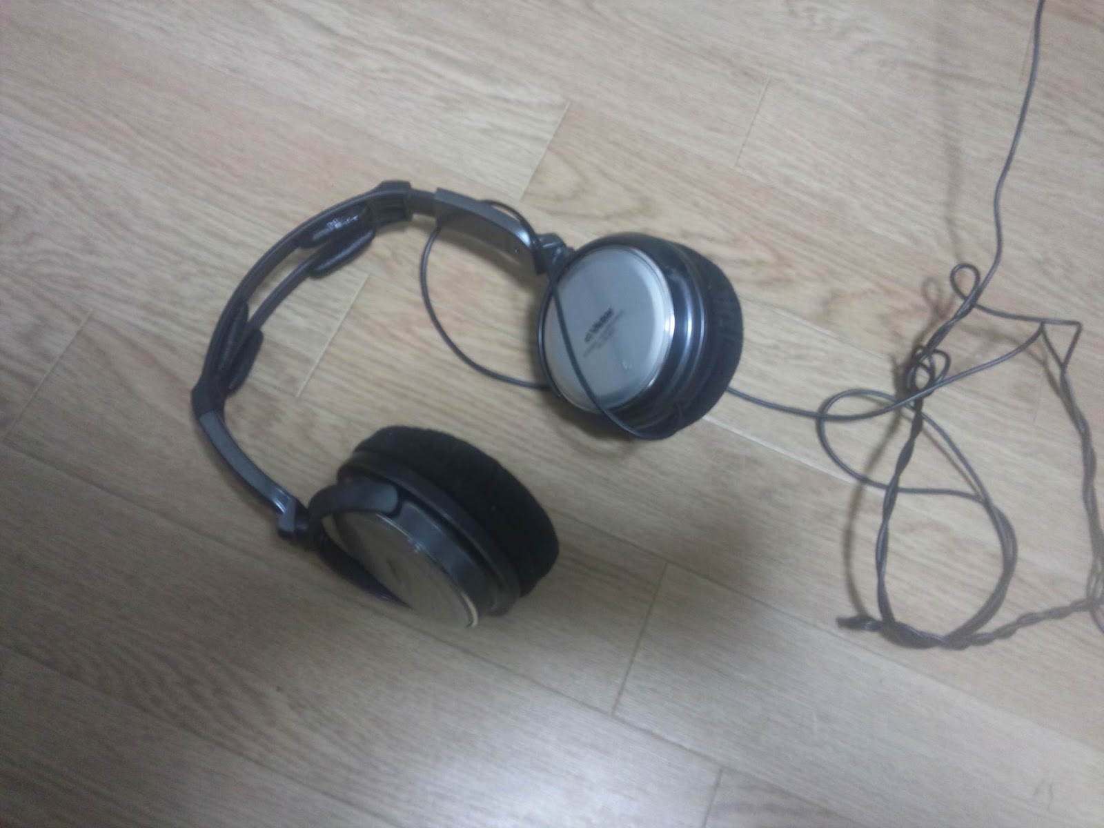 Rokusuke Web Station ヘッドフォンがブッ壊れた