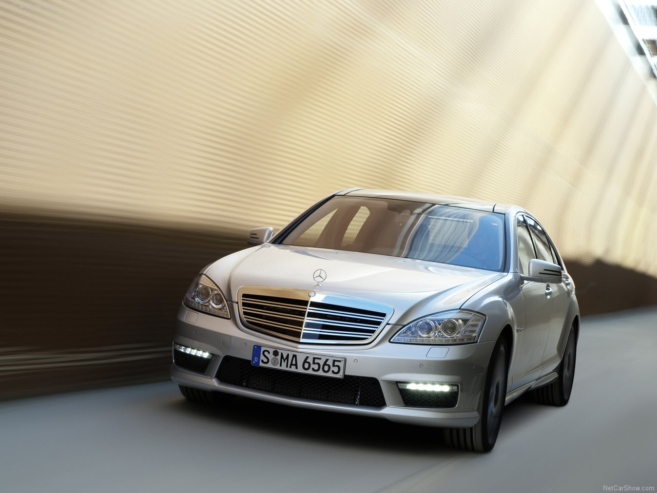 http://1.bp.blogspot.com/-OBEIZnL-yFU/TWKS0fwX9fI/AAAAAAACKdU/Xz9bgVeT0vY/s1600/Mercedes-Benz-S65_AMG_2010_1280x960_wallpaper_03.jpg