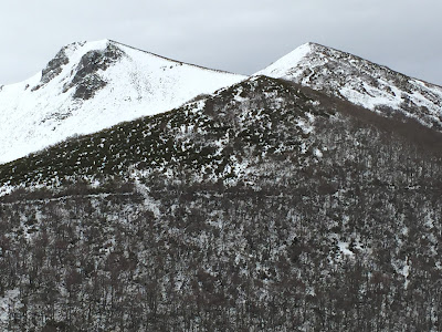 Ancares, Three Bishops Peak by E. V. Pita (2015) http://evpita.blogspot.com/2016/01/ancares-three-bishops-peak-los-ancares.html Los Ancares, pico 3 obispos por E. V. Pita (2015) Os Ancares, cumio dos Tres Bispos http://evpita.blogspot.com/2016/01/ancares-three-bishops-peak-los-ancares.html Ancares, Three Bishops Peak by E. V. Pita (2015) http://evpita.blogspot.com/2016/01/ancares-three-bishops-peak-los-ancares.html Los Ancares, pico 3 obispos por E. V. Pita (2015) Os Ancares, cumio dos Tres Bispos http://evpita.blogspot.com/2016/01/ancares-three-bishops-peak-los-ancares.html