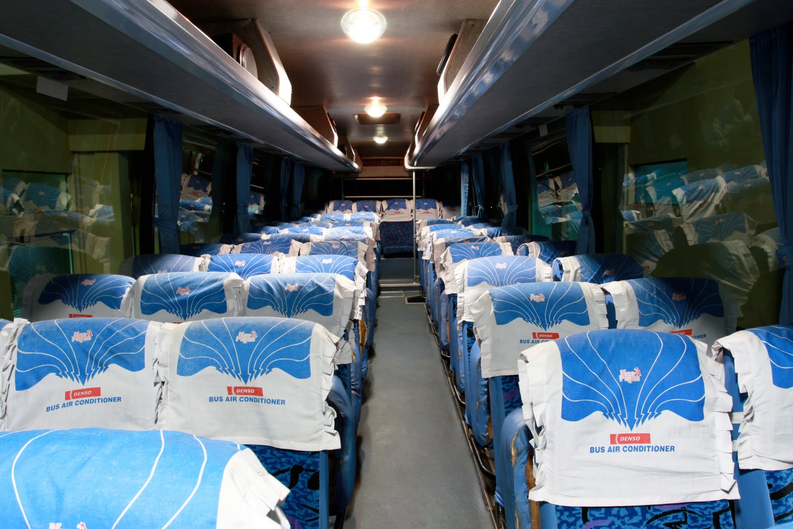 Bus Pariwisata: Lebih dari Sekadar Transportasi, Jantung Denyut Perjalanan Wisata