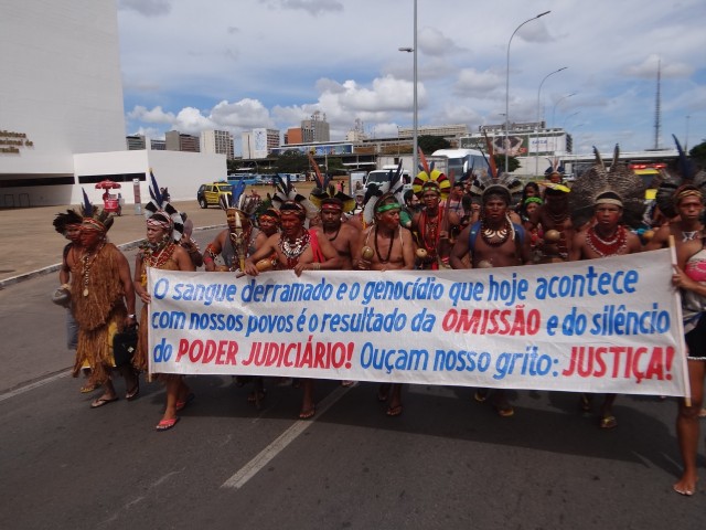 Pataxó e Tupinamba em Brasilia -2016