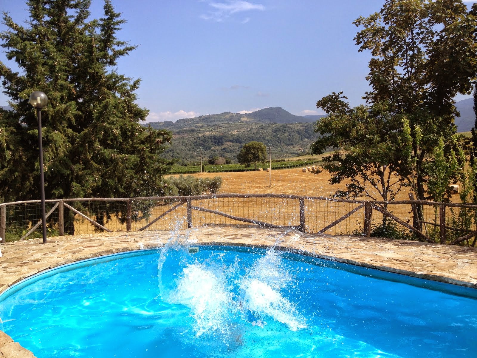 Un tuffo in piscina è quello che ci vuole