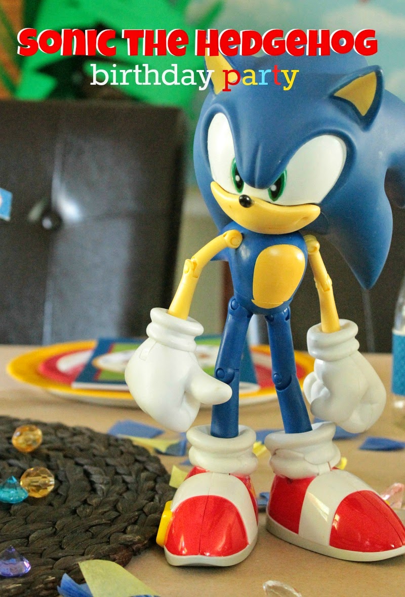 Sonic birthday, Sonic, Action figures
