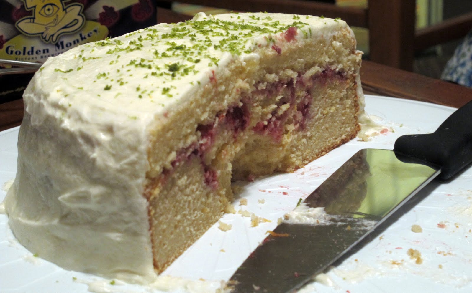 Eatomaniac ) Lemon Buttermilk Cake with Lemon Buttercream Frosting