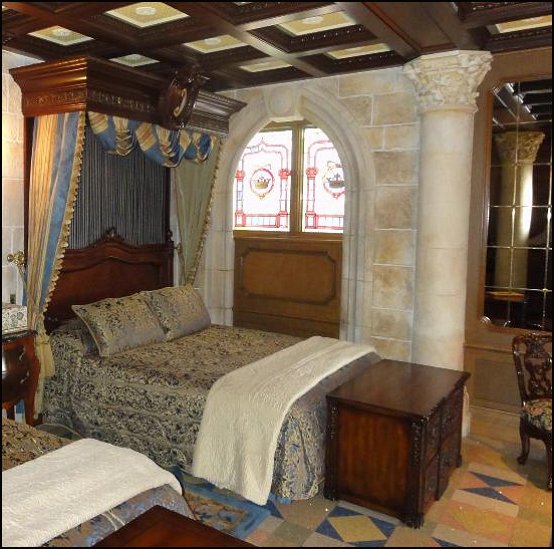 Guest Bedchambers  Medieval+castle+knights+theme+bedroom-castle+theme+medieval+decorating