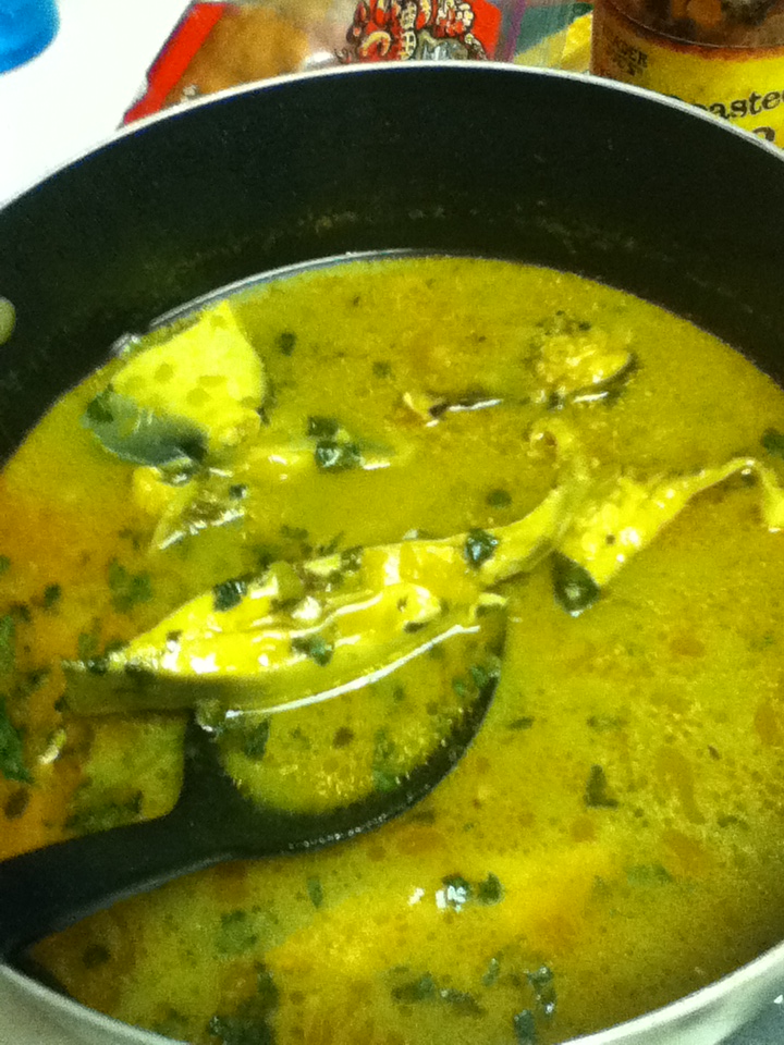 like2enjoy: green masala fish curry...