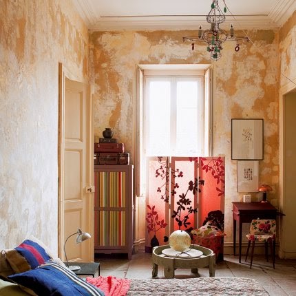 Ecce Home: Pareti suggestive: effetto delabrÃ©.