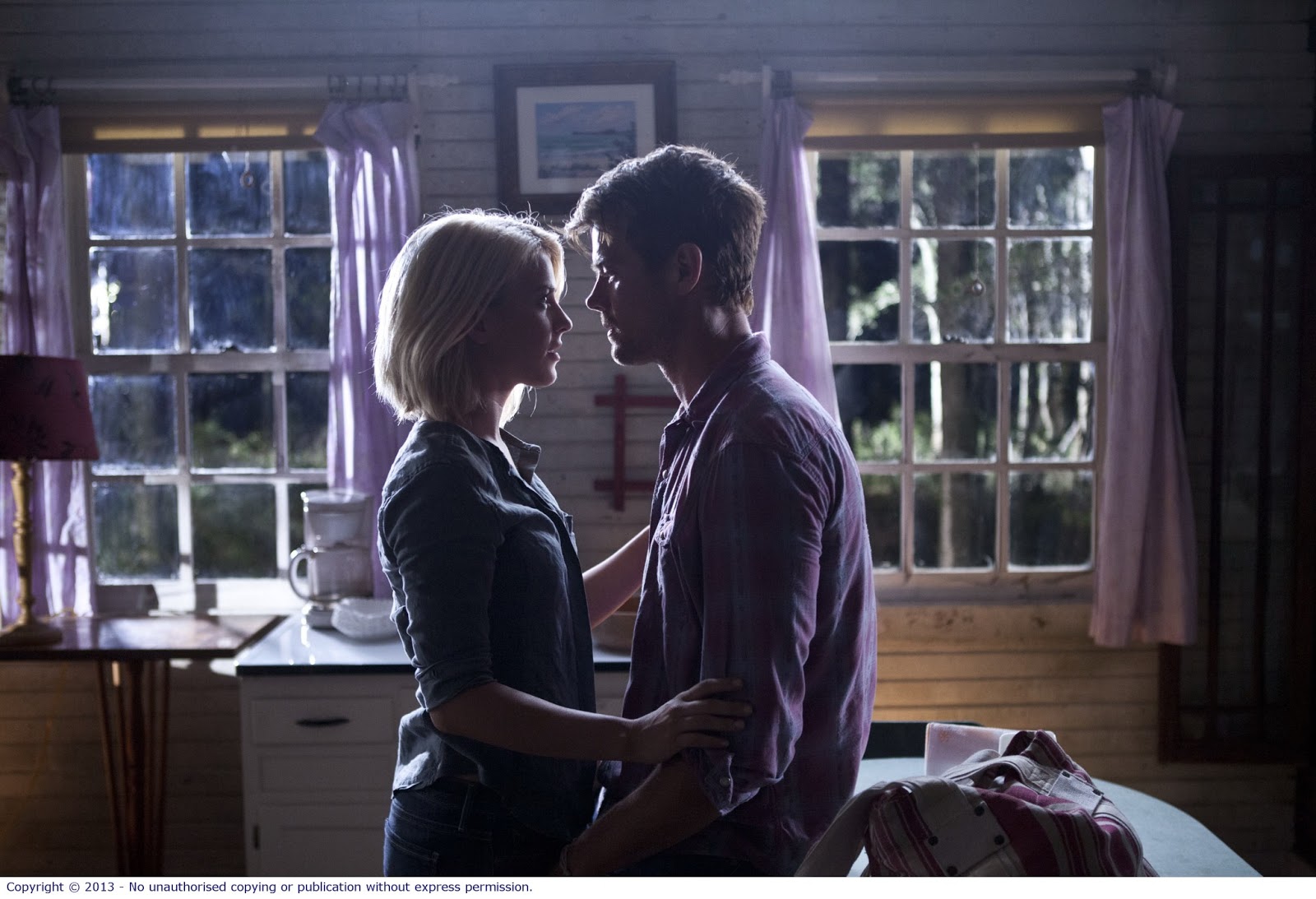 At Darren's World of Entertainment Safe Haven Movie Review