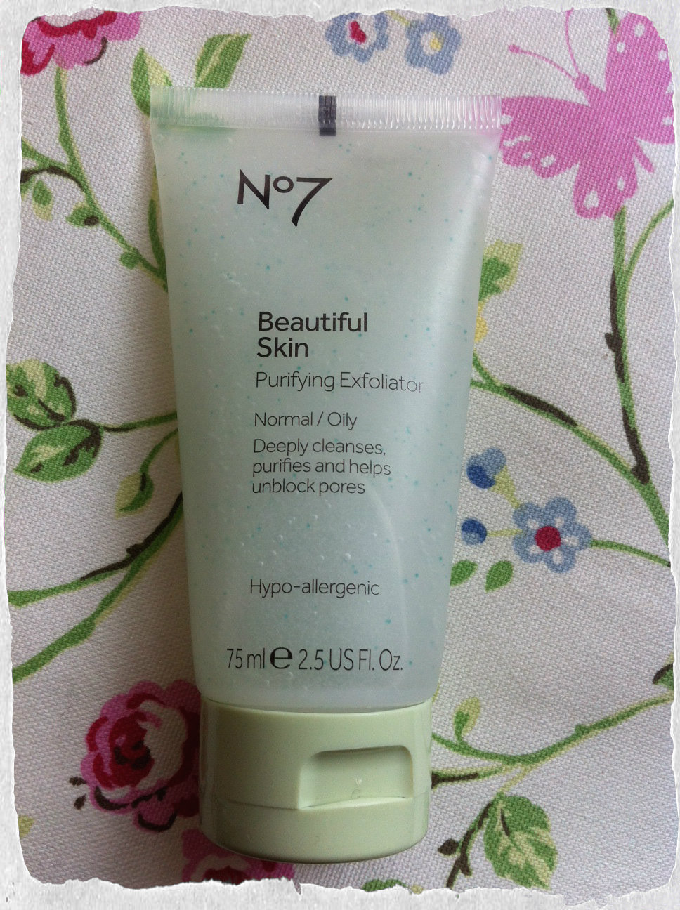 Rainbows & Blossoms No7 Beautiful Skin Purifying Exfoliator Face Scrub