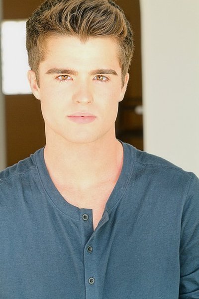 Caramelitos Varoniles Jr.: Spencer Boldman
