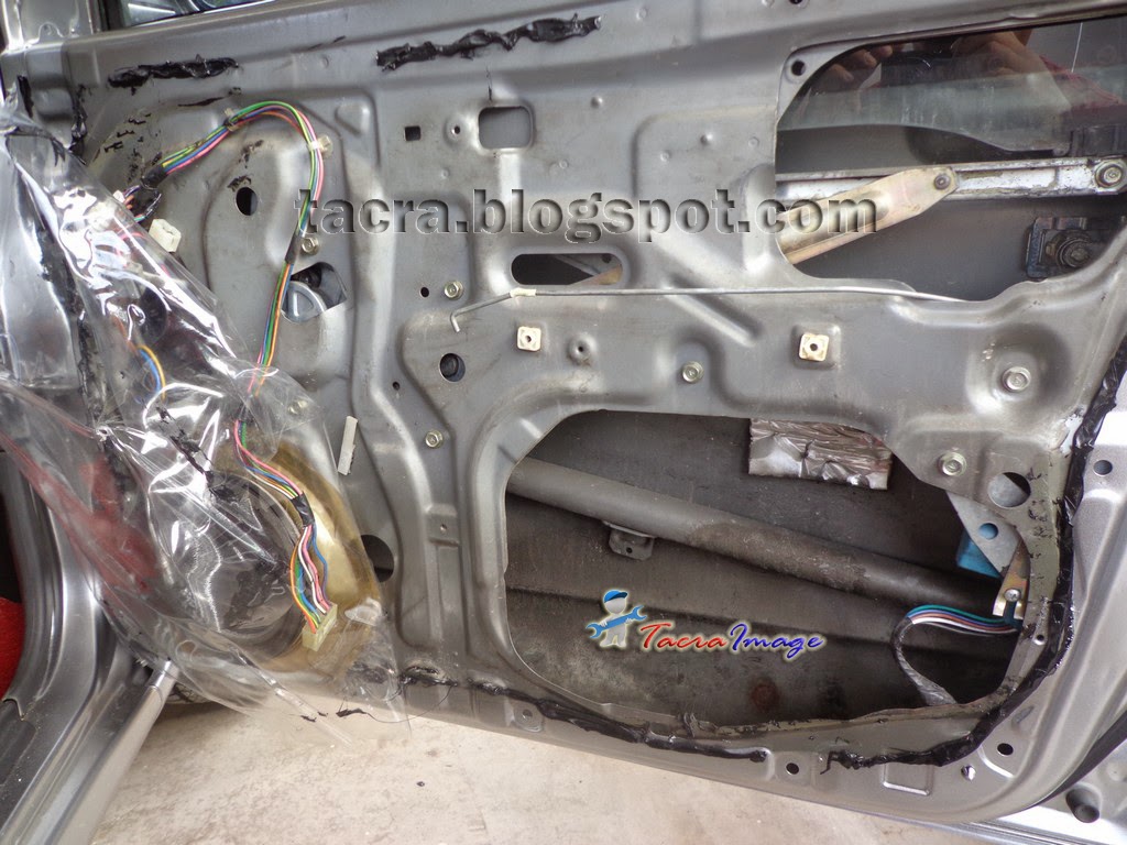 tacra's diy garage Kelisa Power Window Replacement