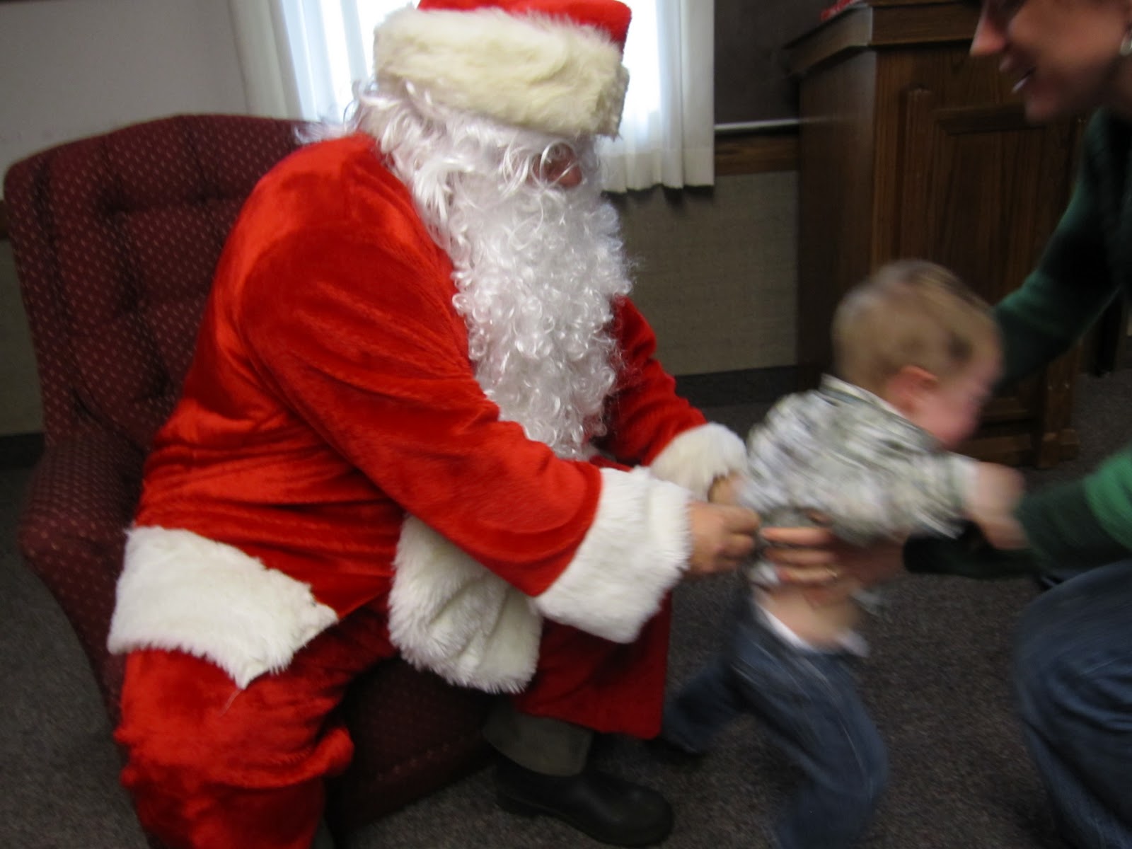 Daniel & Heather & The Kids Loves fake Santa, not real Santa..