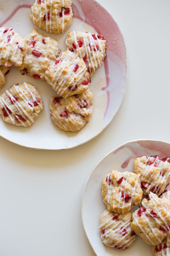 Strawberry shortcake cookies recipe by @spoonforkbacon #recipe #cookies