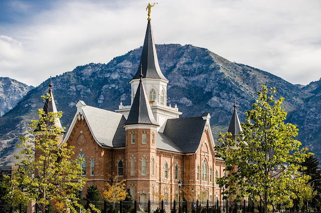 Stand & Shine Magazine: The Provo City Center Temple