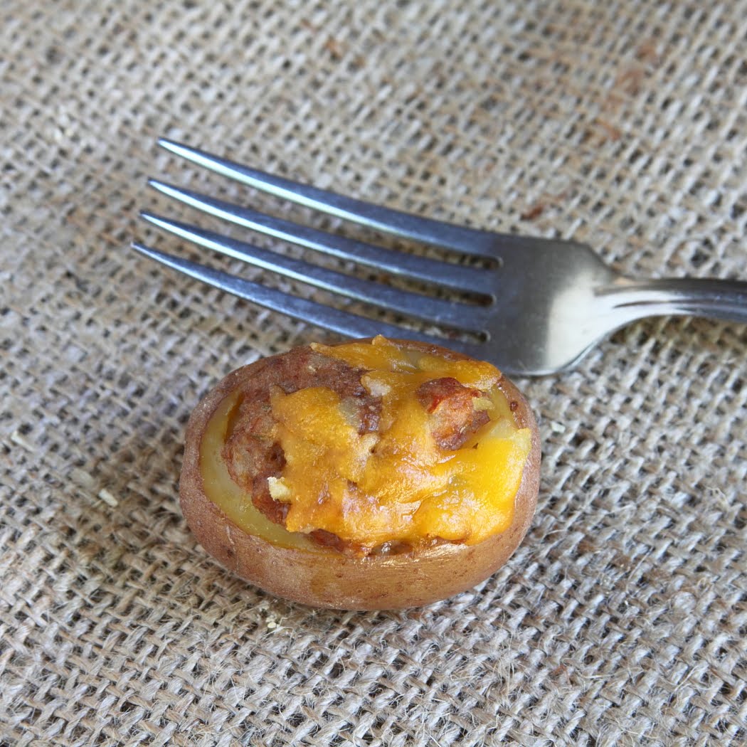 ShowFood Chef Mini Meatloaf Stuffed Potatoes Appetizer