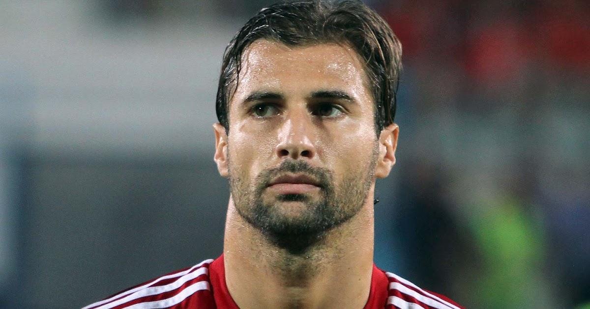 Lorik Cana - Đội Trưởng Gắt Gỏng Của Albania Hành Trình Đầy Cảm Hứng