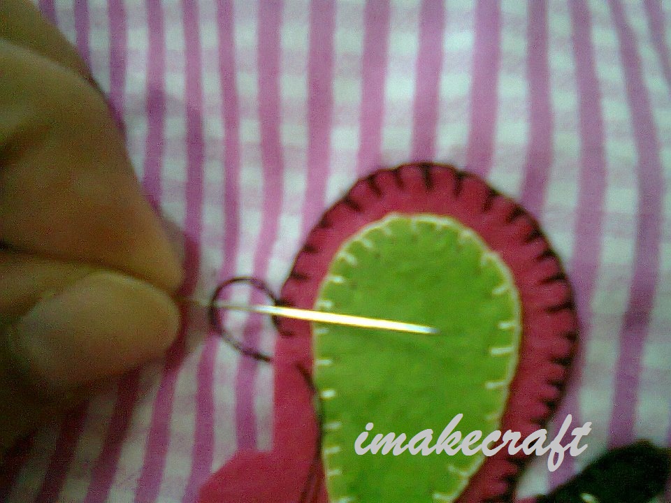 imakecraft Thursday Tutorial How to sew felt on fabric Left handed