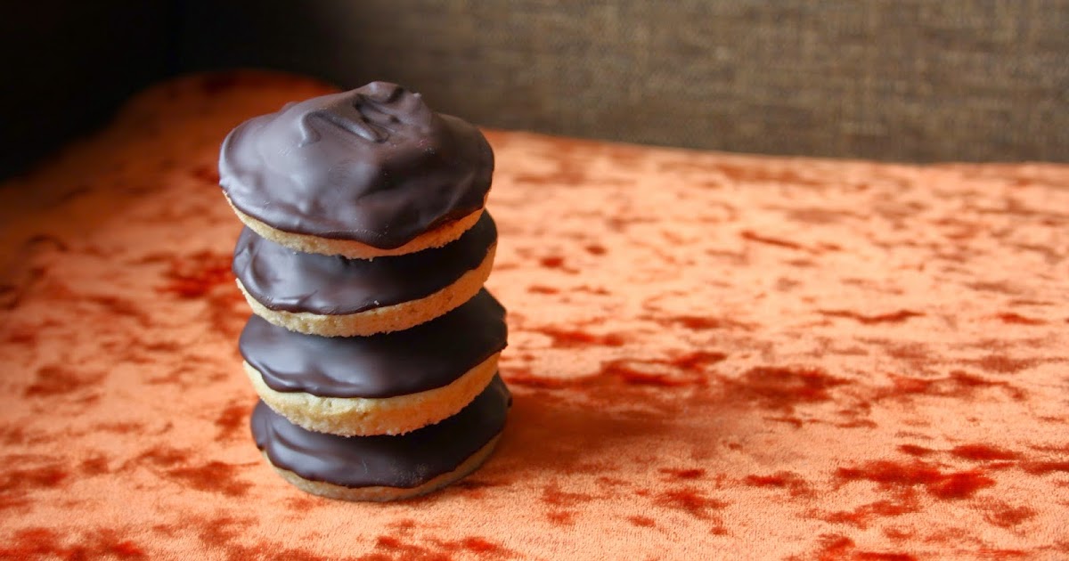 Floral Frosting Vegan MoFo 16 Jaffa Cakes