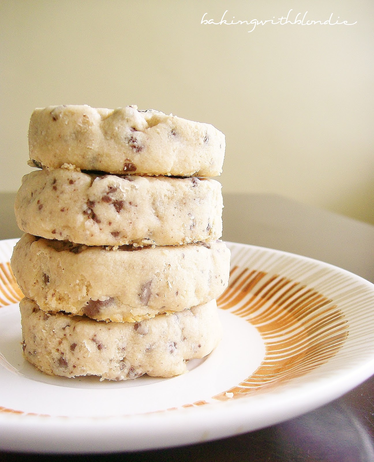 Peanut Butter Chocolate Chip Shortbread Cookies