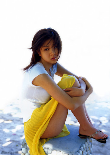 hot girl Aki Hoshino