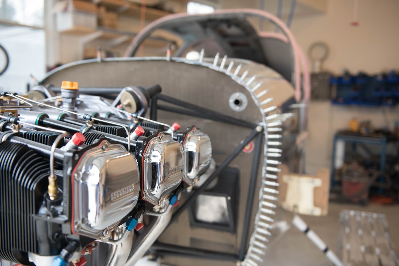 RV10 Mounting the Engine!