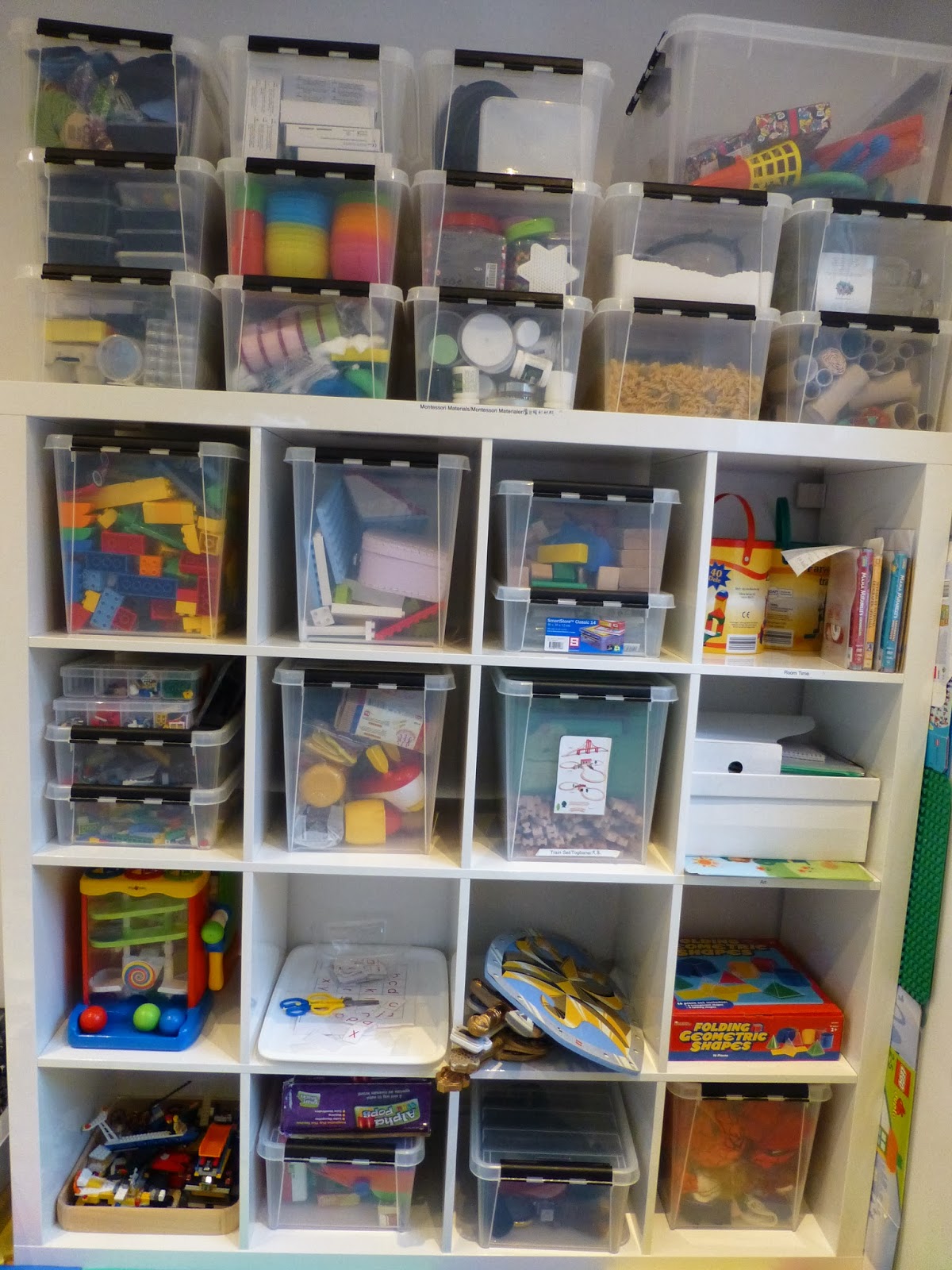 Family FECS How to Organize Your Child's Montessori Classroom?