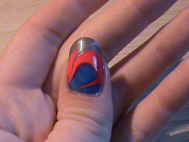 Foto bij Dark Water Marble