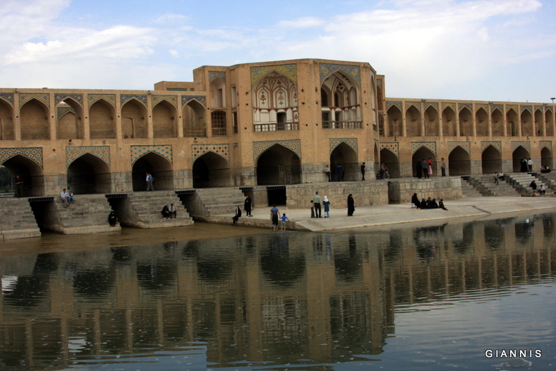 IMG_5092 Khajou Bridge in Isfahan.JPG
