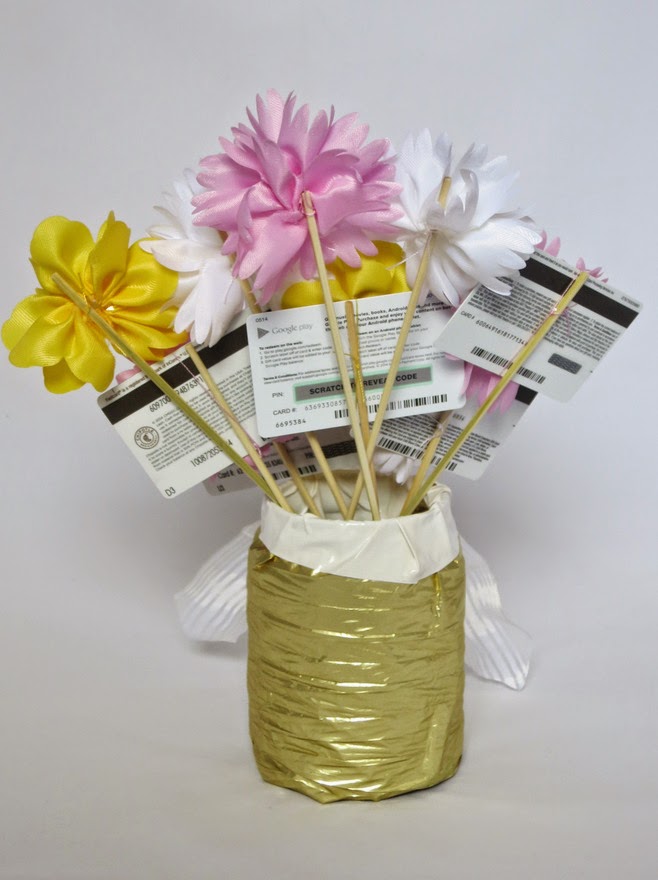 Cindy deRosier My Creative Life Gift Card Bouquet